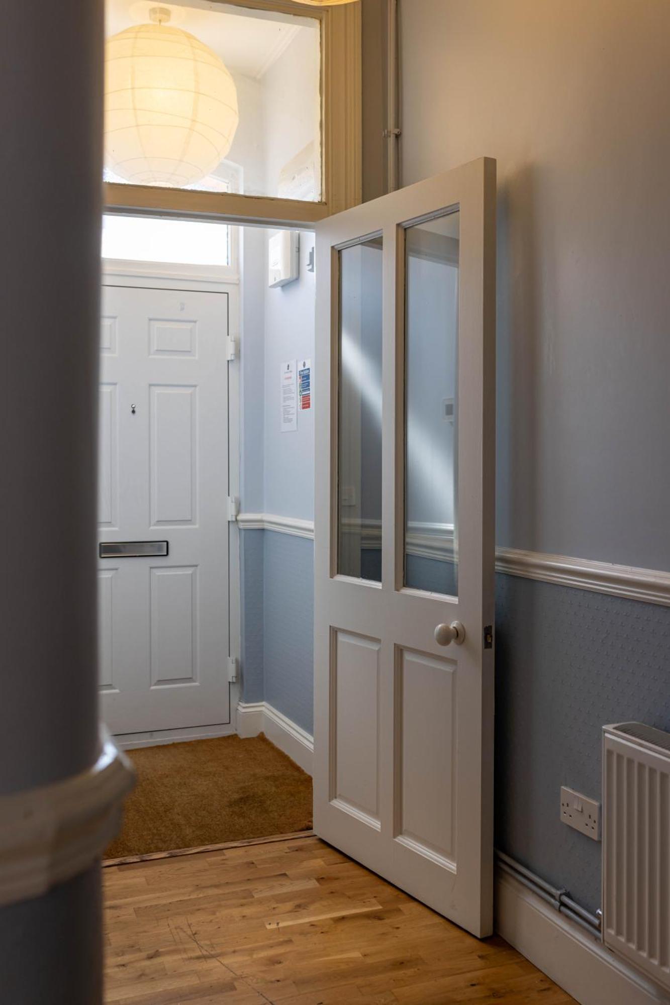 Air Host & Stay - Rockfield House - Sleeps 8 Liverpool Dış mekan fotoğraf