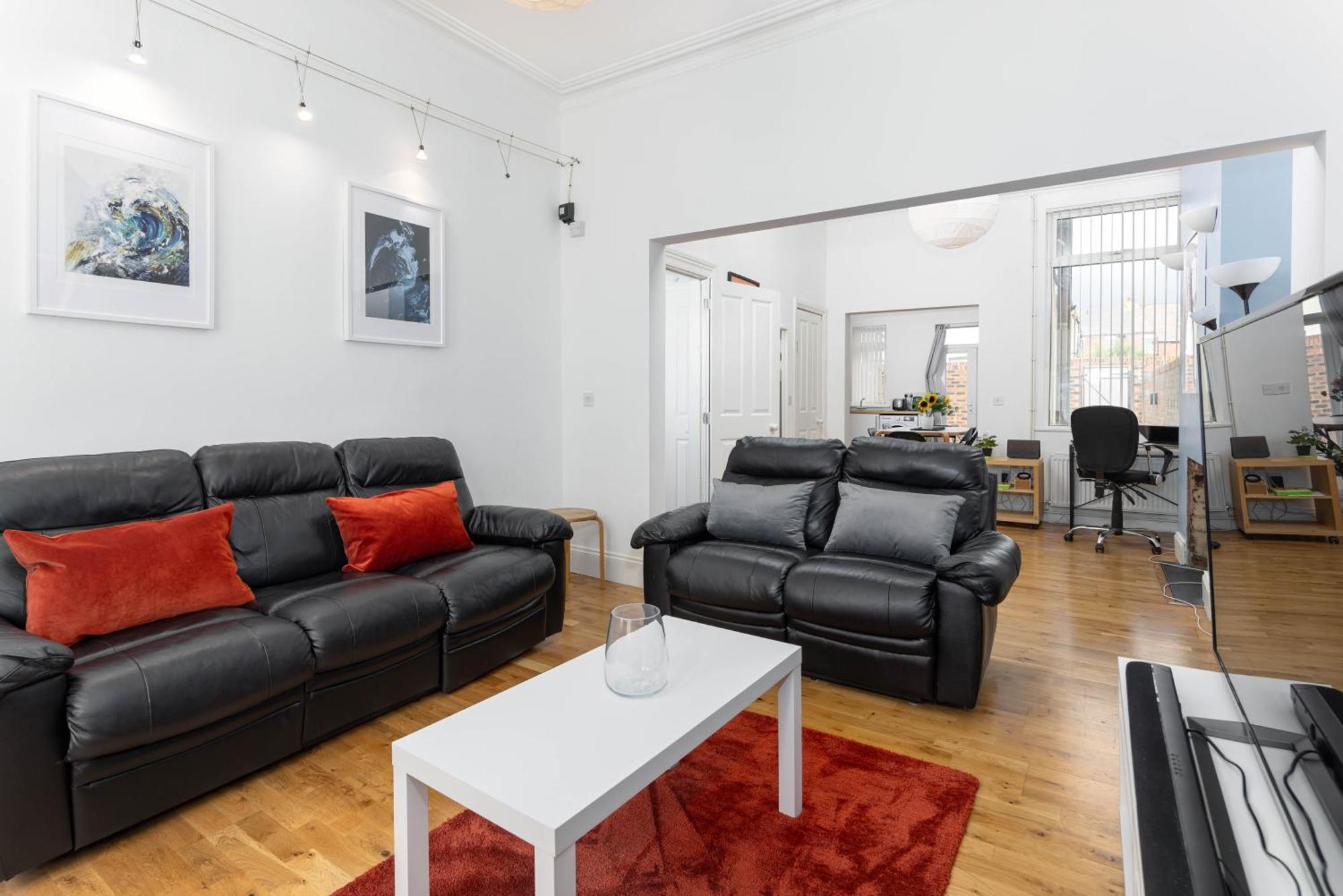 Air Host & Stay - Rockfield House - Sleeps 8 Liverpool Dış mekan fotoğraf